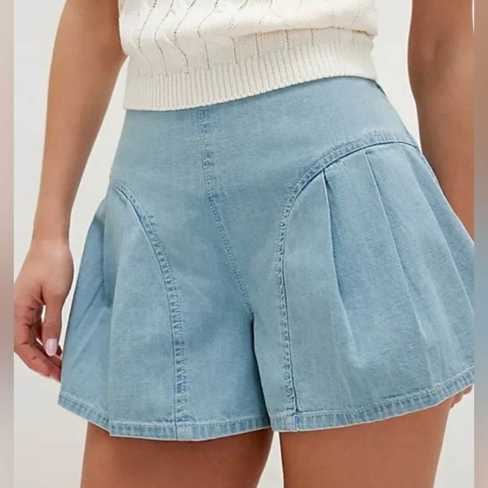 Free People Light Blue Denim Pleated Shorts